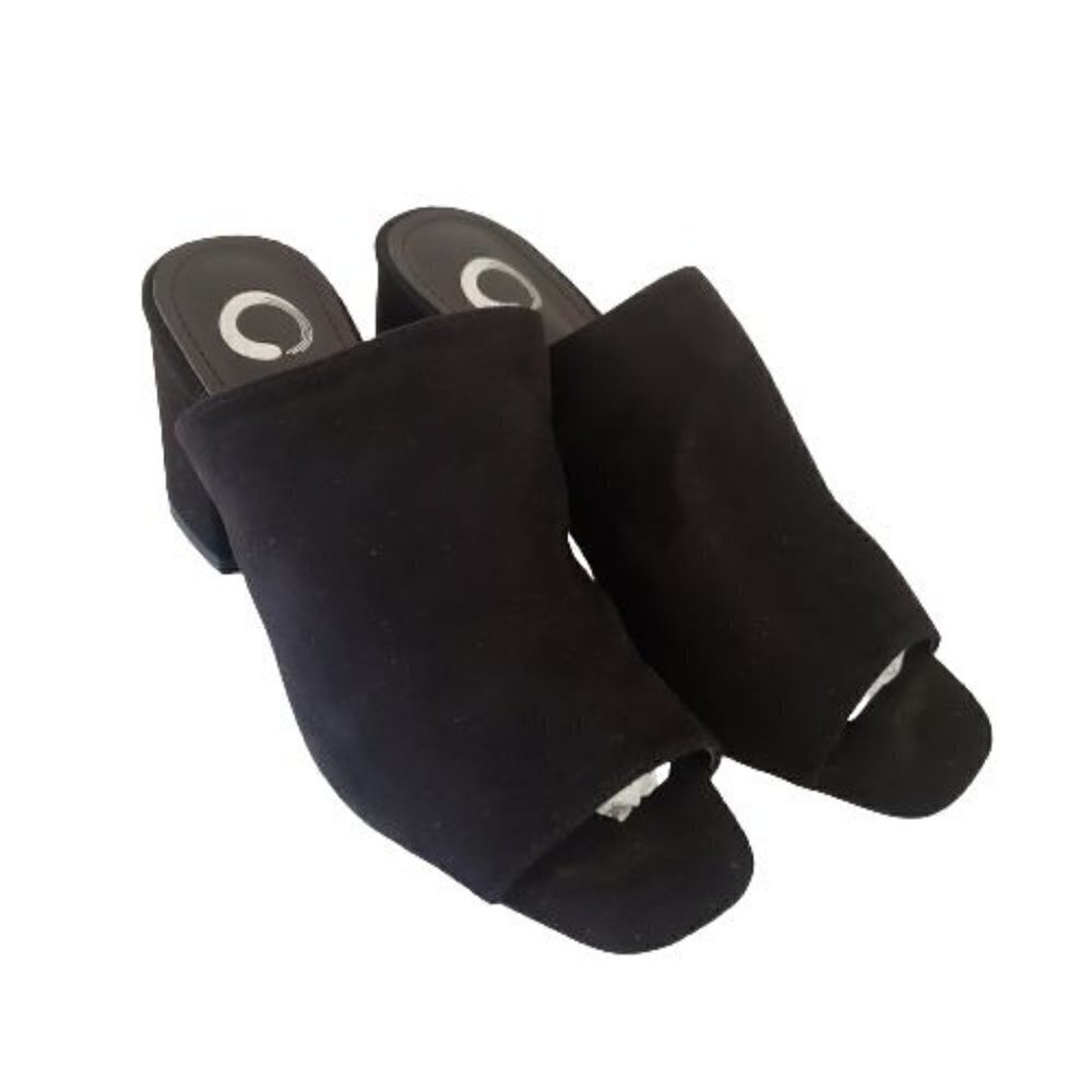Journee Collection Adelaide slides size 7.5